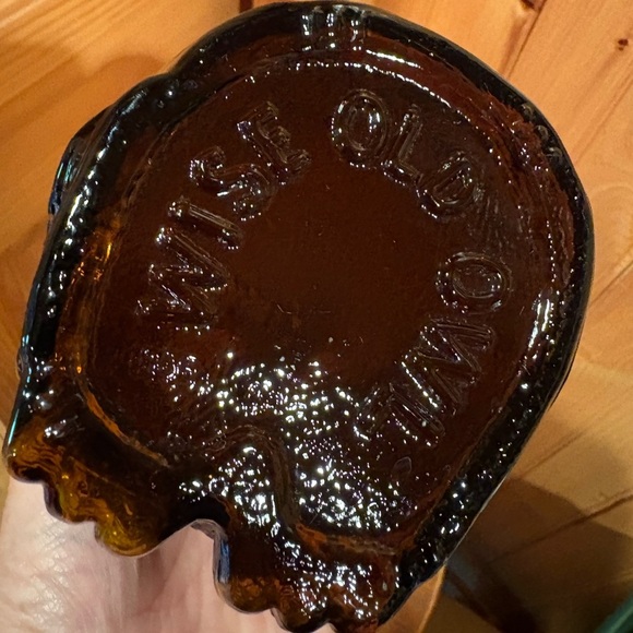 Amber Glass “Wise Ole Owl” bank - Picture 5 of 7